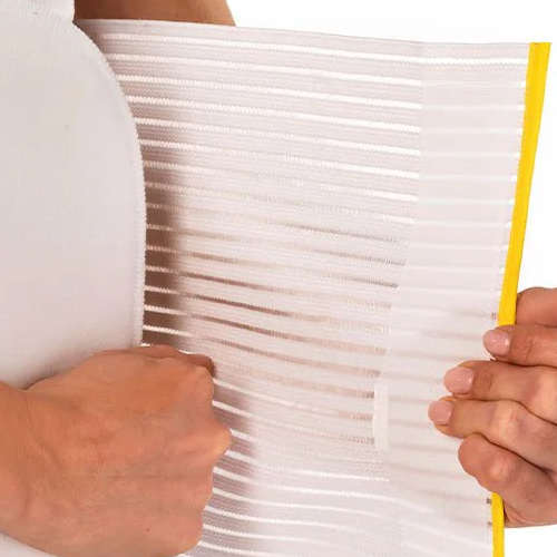 Durchgehende Perforation sorgt für gute Belüftung bei warmen Temperaturen